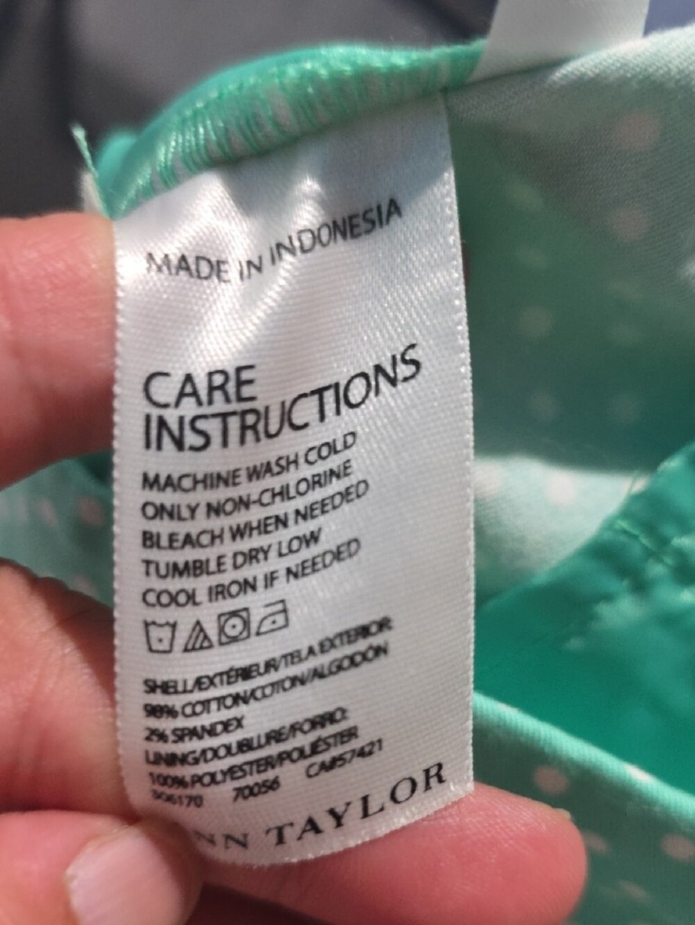Ann Taylor Mint Green Polka Dot Pencil Skirt - Picture 4 of 4